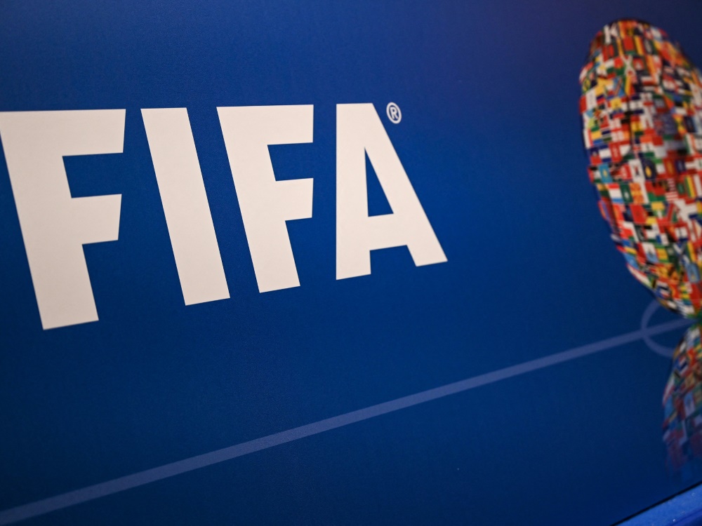 Die FIFA sperrt früheren Funktionär Obert Zhoya (Foto: AFP/SID/OZAN KOSE)