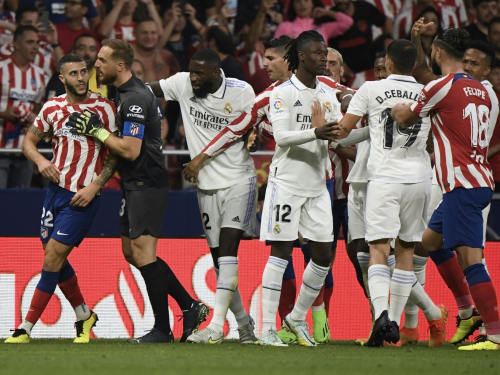 Real Madrid gewinnt Derby gegen Atletico (Foto: AFP/SID/OSCAR DEL POZO)