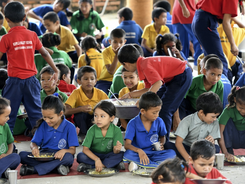 Der DFB möchte ein SOS-Kinderdorf in Nepal unterstützen (Foto: AFP/SID/PRAKASH MATHEMA)