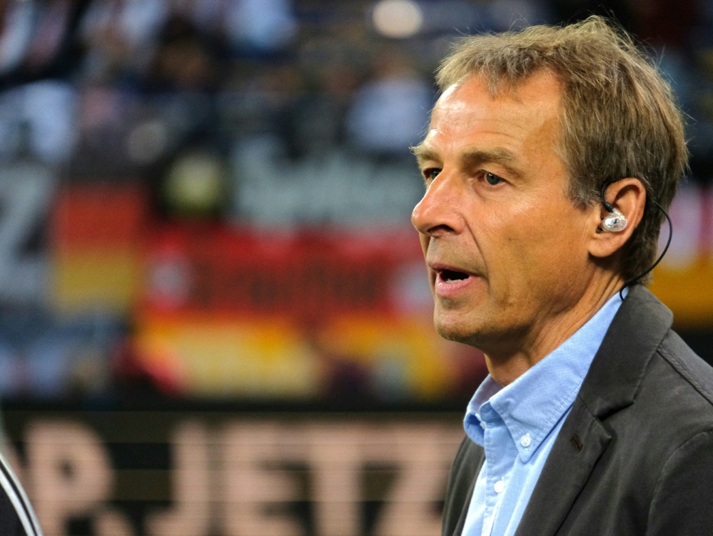 Klinsmann traut dem DFB-Team das Halbfinale zu (Foto: AFP/SID/PATRIK STOLLARZ)