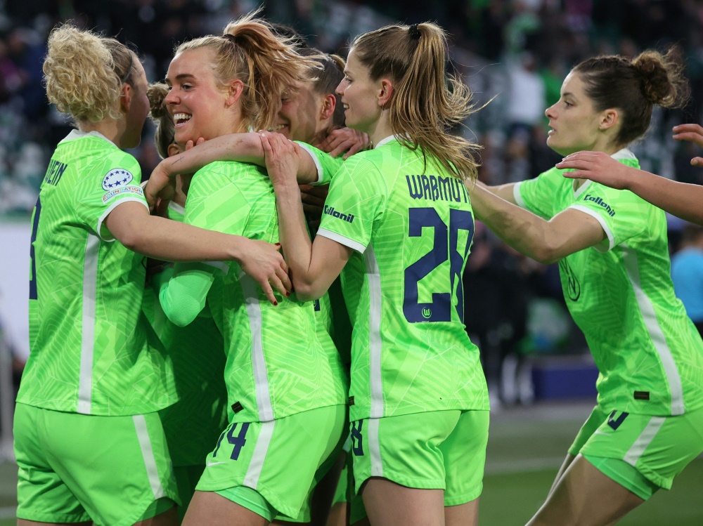Wolfsburgs Frauen gewinnen deutlich gegen den 1. FC Köln (Foto: AFP/SID/RONNY HARTMANN)