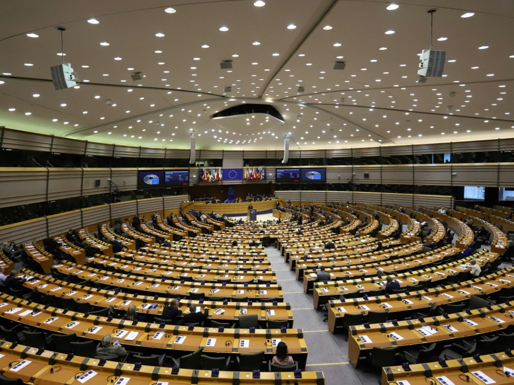 Das Parlament kritisiert Menschenrechtsverletzungen (Foto: AFP/SID/VALERIA MONGELLI)