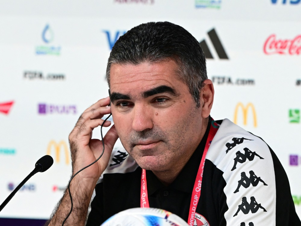 Trainer Kadri und Tunesien scheiden in der Vorrunde aus (Foto: AFP/SID/MIGUEL MEDINA)