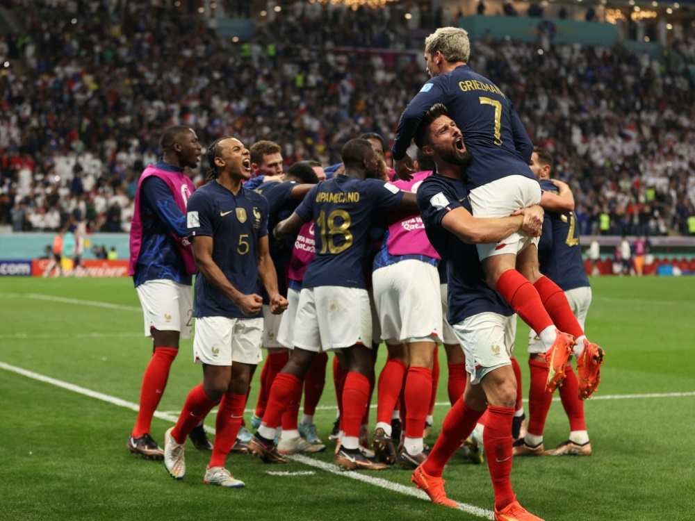 Hohe Einschaltquote bei Frankreichs Erfolg gegen England (Foto: AFP/SID/ADRIAN DENNIS)
