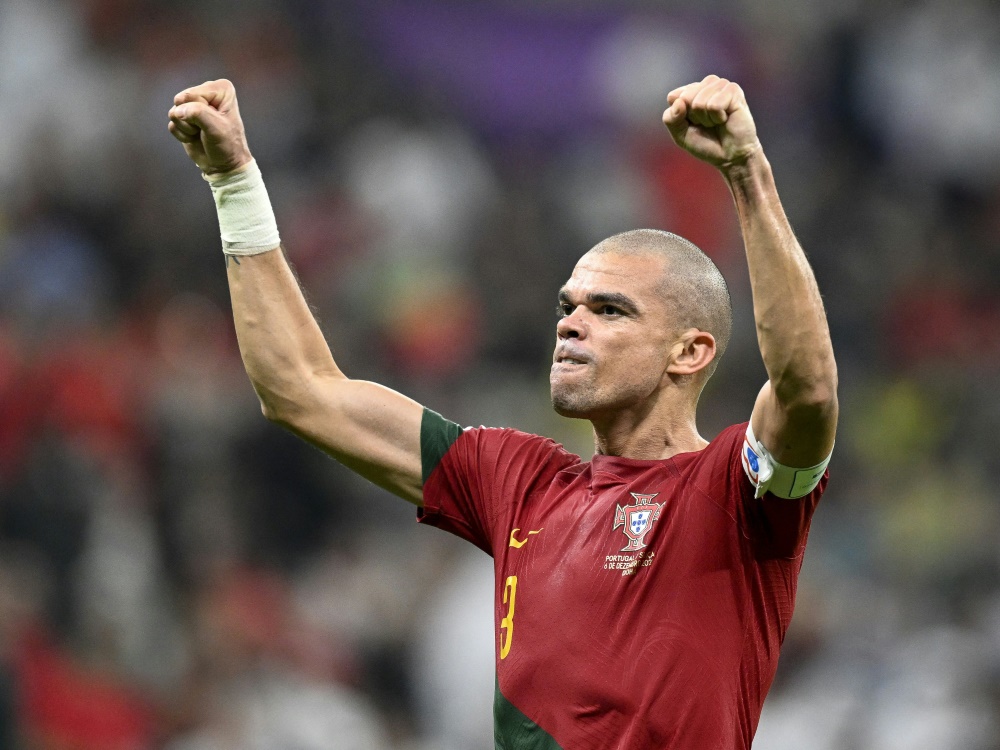 Pepe erzielte das 2:0 im Achtelfinale gegen die Schweiz (Foto: AFP/SID/PATRICIA DE MELO MOREIRA)