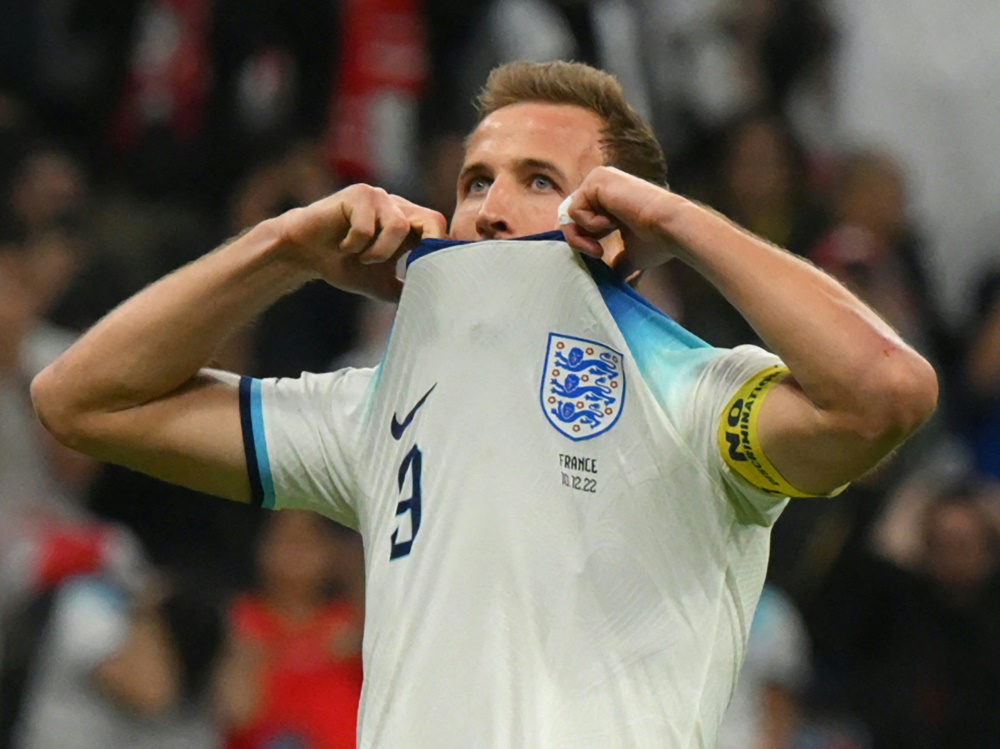 Kane verschießt Foulelfmeter - England scheidet aus (Foto: AFP/SID/PAUL ELLIS)