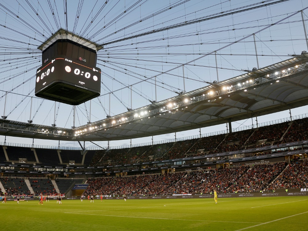23.200 Fans besuchten das Eröffnungsspiel in Frankfurt (Foto: FIRO/FIRO/SID)