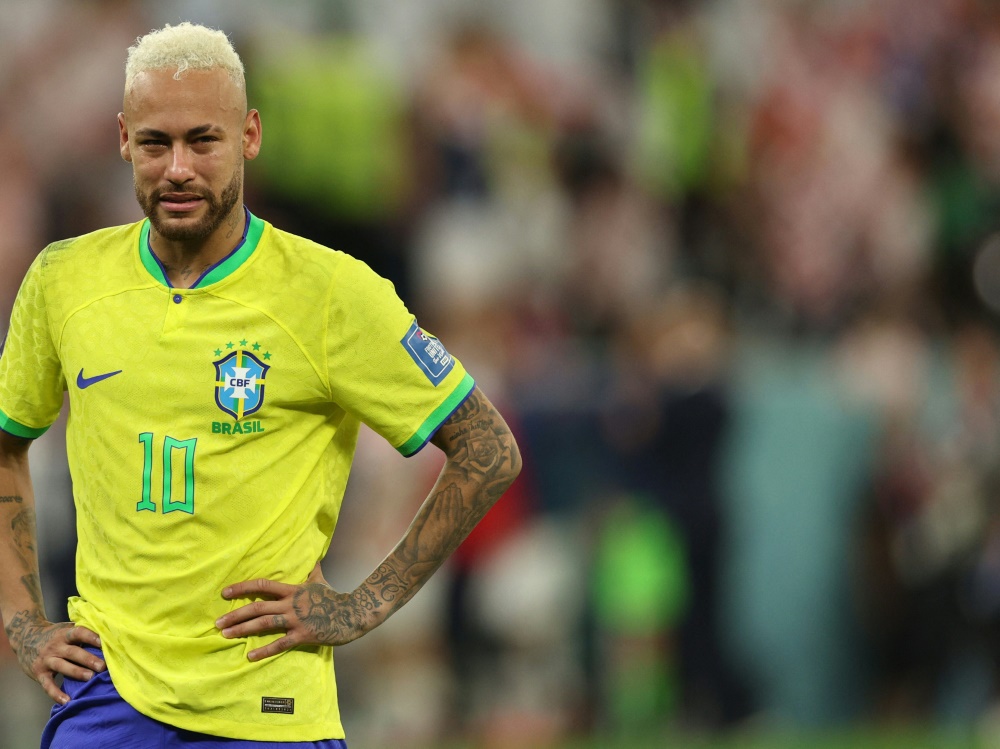 Neymar spricht über seine Zukunft in der Selecao (Foto: AFP/SID/ADRIAN DENNIS)