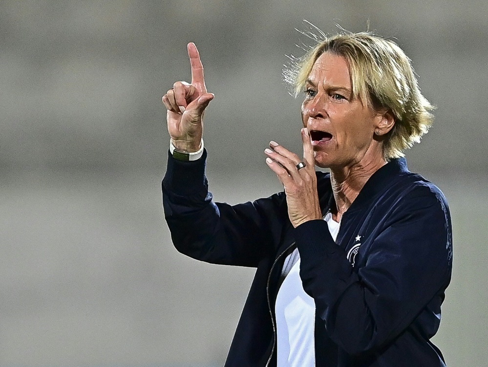 Voss-Tecklenburg ist seit 2018 Bundestrainerin (Foto: AFP/SID/NIKOLAY DOYCHINOV)