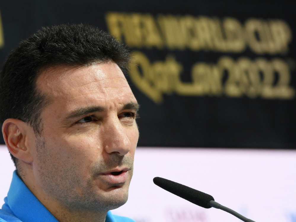 Scaloni plädiert für eine starke Teamleistung im Finale (Foto: AFP/SID/FRANCK FIFE)