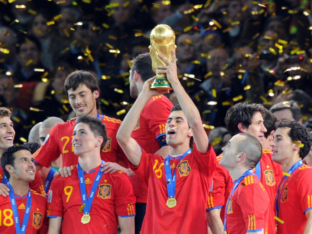 Gewann 2010 die Weltmeisterschaft: Sergio Busquets (Foto: AFP/SID/PEDRO UGARTE)