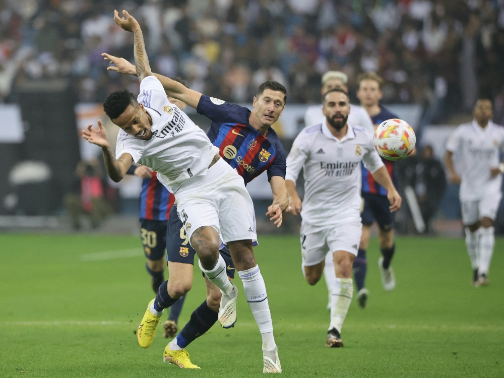 Lewandowski und Barcelona gewinnen Supercup (Foto: AFP/SID/GIUSEPPE CACACE)