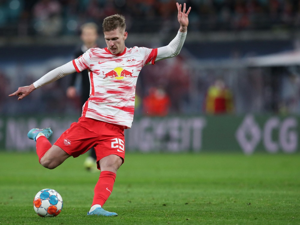 Olmo musste gegen Stuttgart vorzeitig vom Feld (Foto: AFP/SID/RONNY HARTMANN)