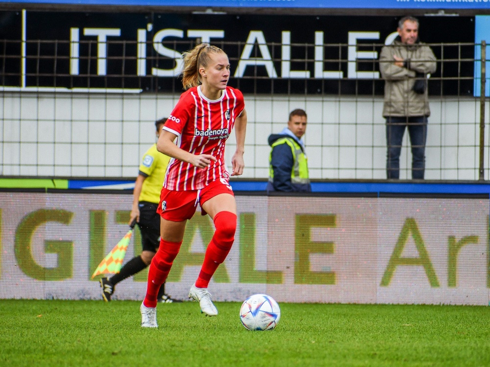 Vertragsverlängerung mit Janina Minge (Foto: SC Freiburg/SC Freiburg/SC Freiburg)
