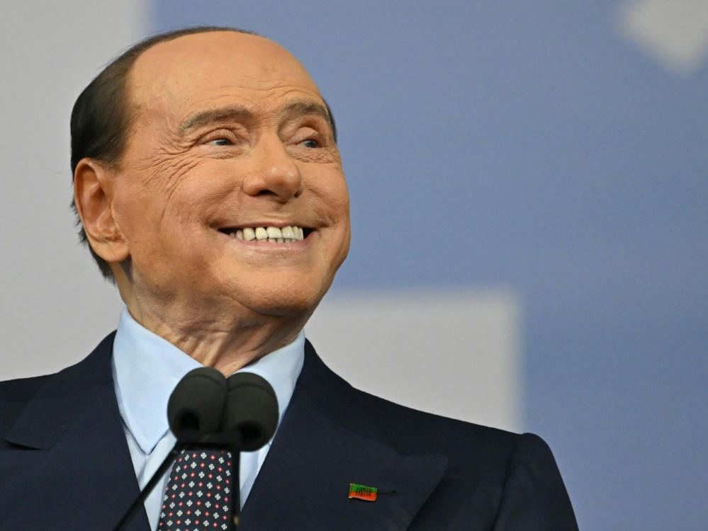 Berlusconi will Minderheitsanteil am AC Monza verkaufen (Foto: AFP/SID/ALBERTO PIZZOLI)