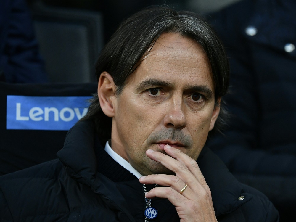 Simone Inzaghi ist bei Inter seit Sommer 2021 im Amt (Foto: AFP/SID/ISABELLA BONOTTO)