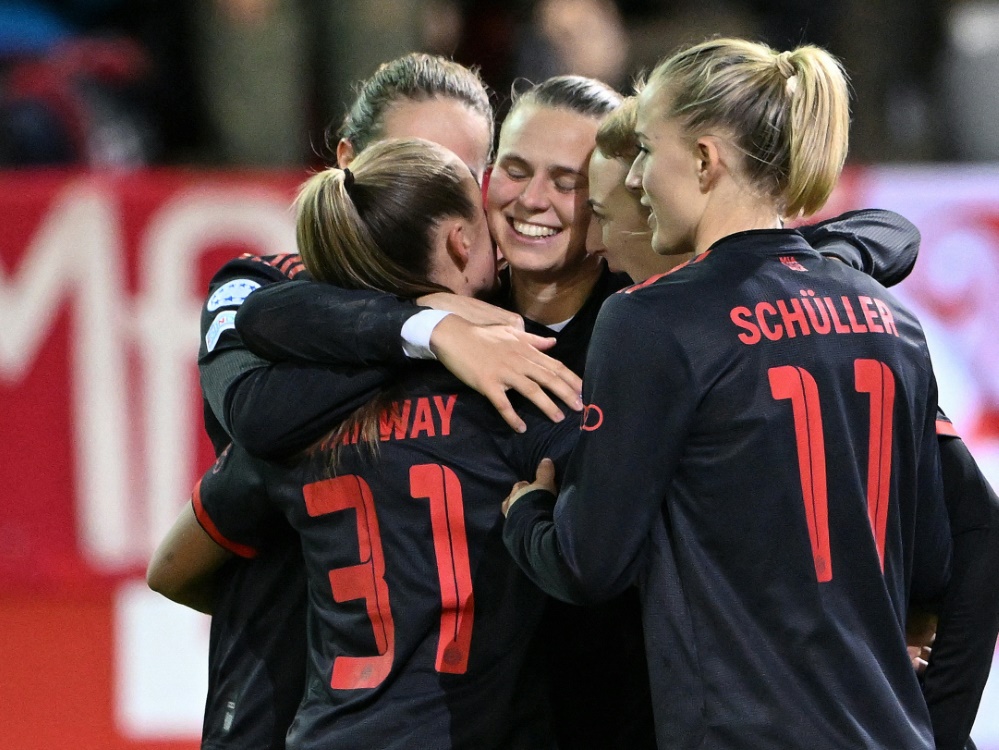 Sieg der Fußballerinnen des FC Bayern im Topspiel (Foto: AFP/SID/CHRISTOF STACHE)