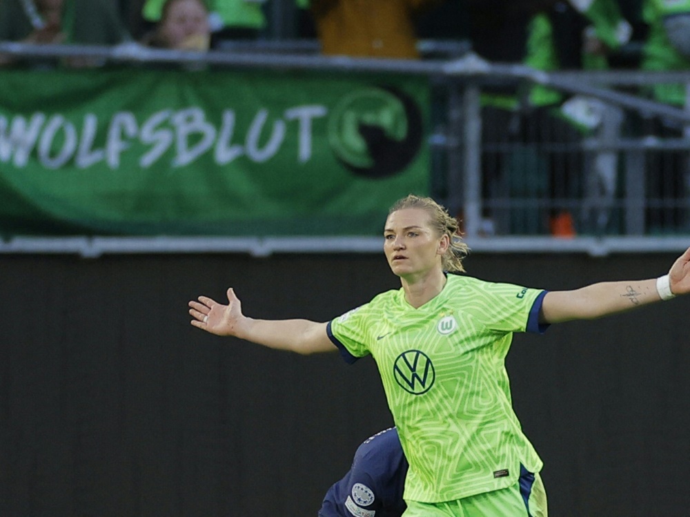 Alexandra Popp schießt Wolfsburg ins Halbfinale (Foto: AFP/SID/ODD ANDERSEN)