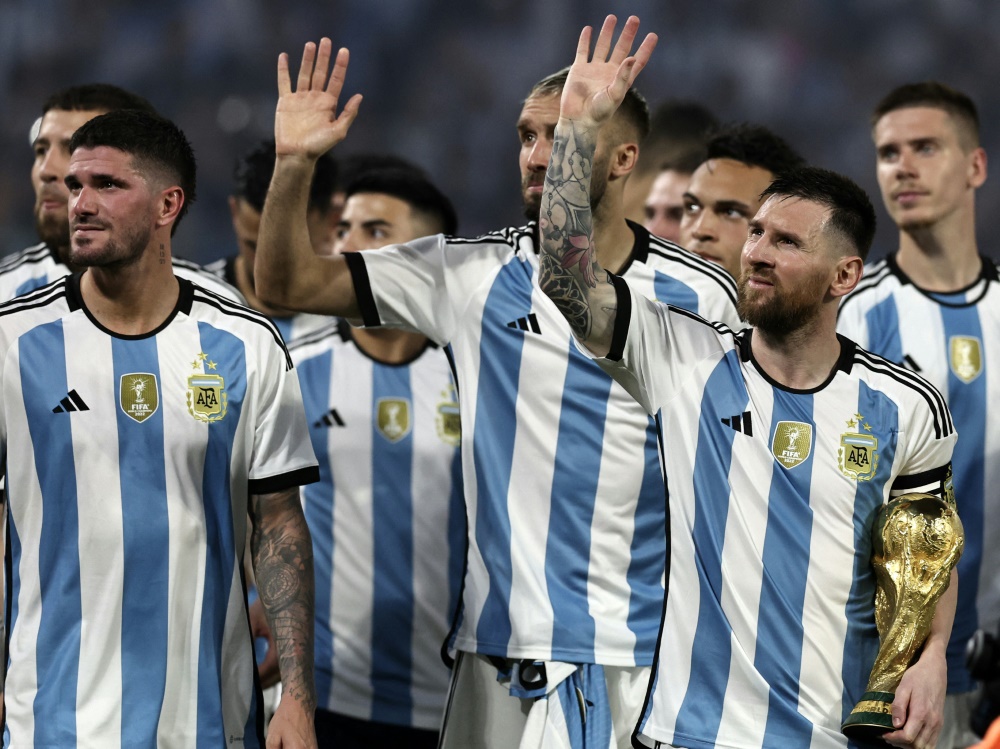 FIFA: Weltmeister Argentinien führt die Rangliste an (Foto: AFP/SID/ALEJANDRO PAGNI)