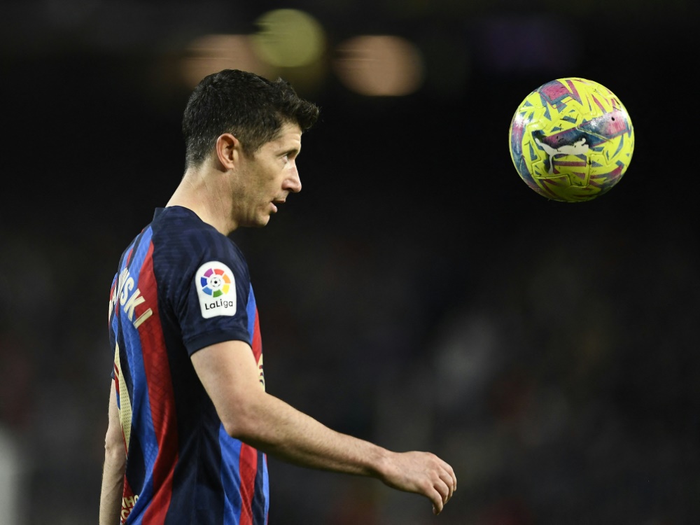 Robert Lewandowski befürwortet Messi-Rückkehr (Foto: AFP/SID/PAU BARRENA)