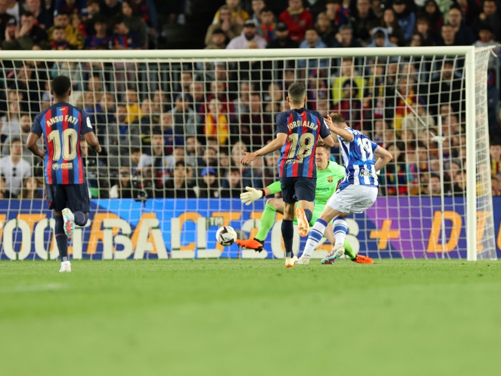 Sörloth traf gegen Barca zum Sieg (Foto: AFP/SID/Lluis GENE)