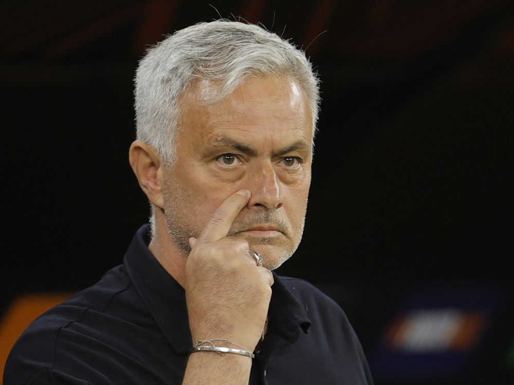 Mourinho droht eine Sperre für mehrere Spiele (Foto: AFP/SID/ODD ANDERSEN)
