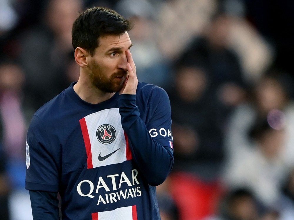 Messi verlässt die französische Hauptstadt (Foto: AFP/SID/FRANCK FIFE)