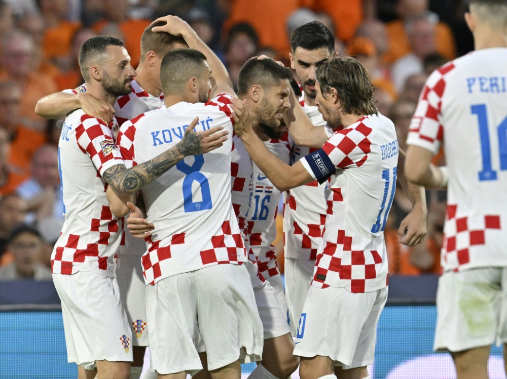 Kroatien bezwingt die Niederlande in der Verlängerung (Foto: AFP/SID/JOHN THYS)