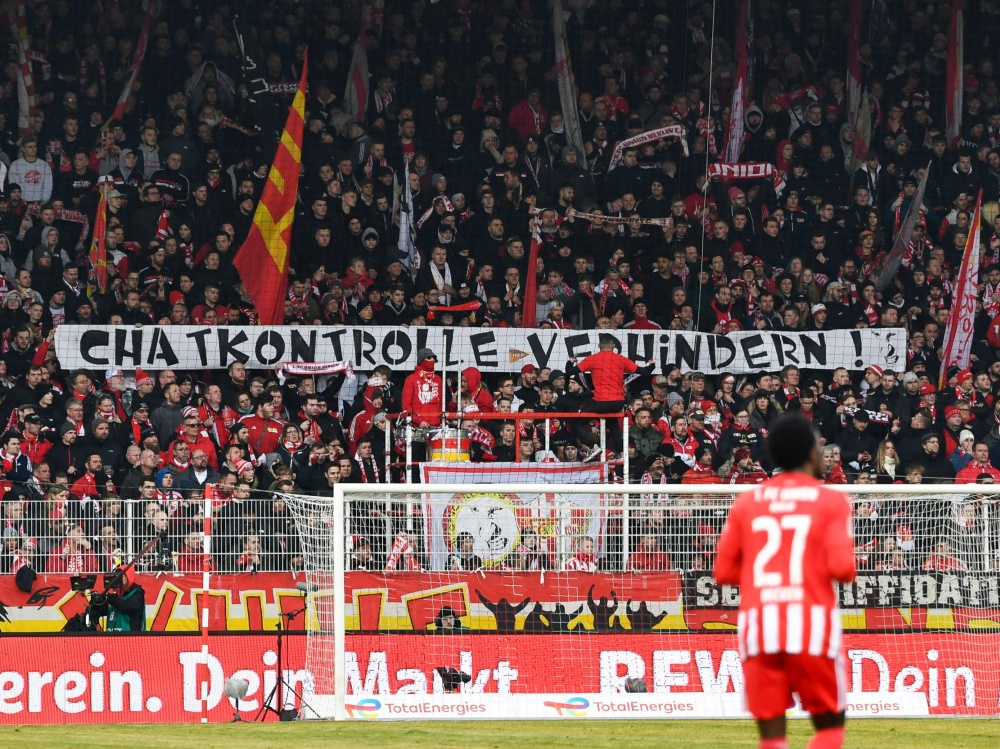 Union-Fans protestieren gegen Chatkontrollen (Foto: IMAGO/Matthias Koch/IMAGO/Matthias Koch/SID/IMAGO/Matthias Koch)