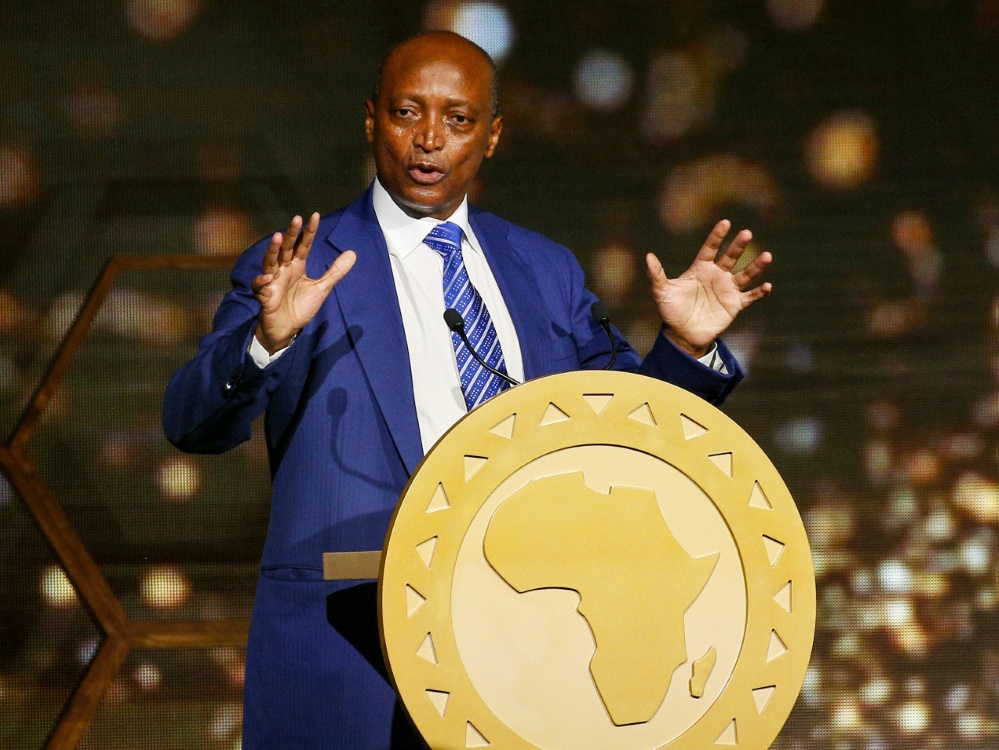 CAF-Präsident Motsepe zahlt die WM-Prämien (Foto: AFP/SID/-)