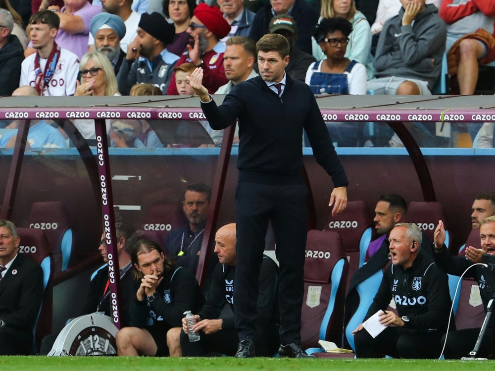 Gerrard wurde im Oktober bei Aston Villa entlassen (Foto: AFP/SID/GEOFF CADDICK)