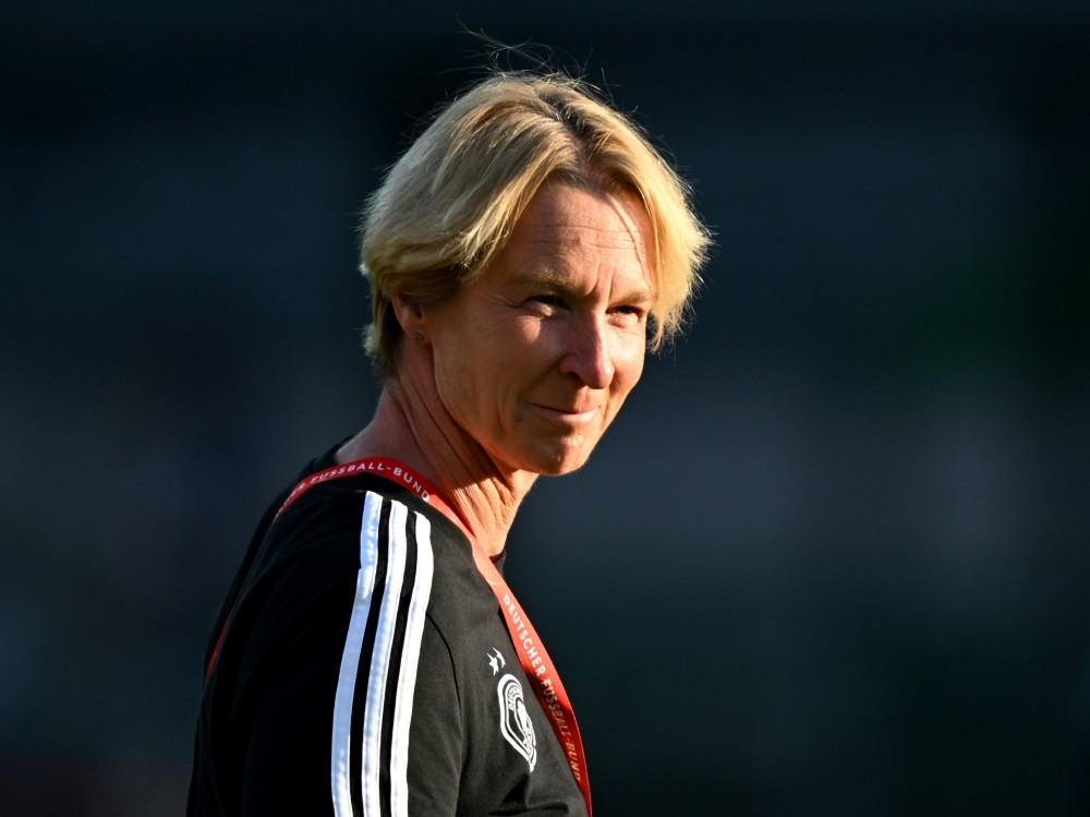 Voss-Tecklenburg spricht über den WM-Druck (Foto: AFP/SID/CHRISTOF STACHE)