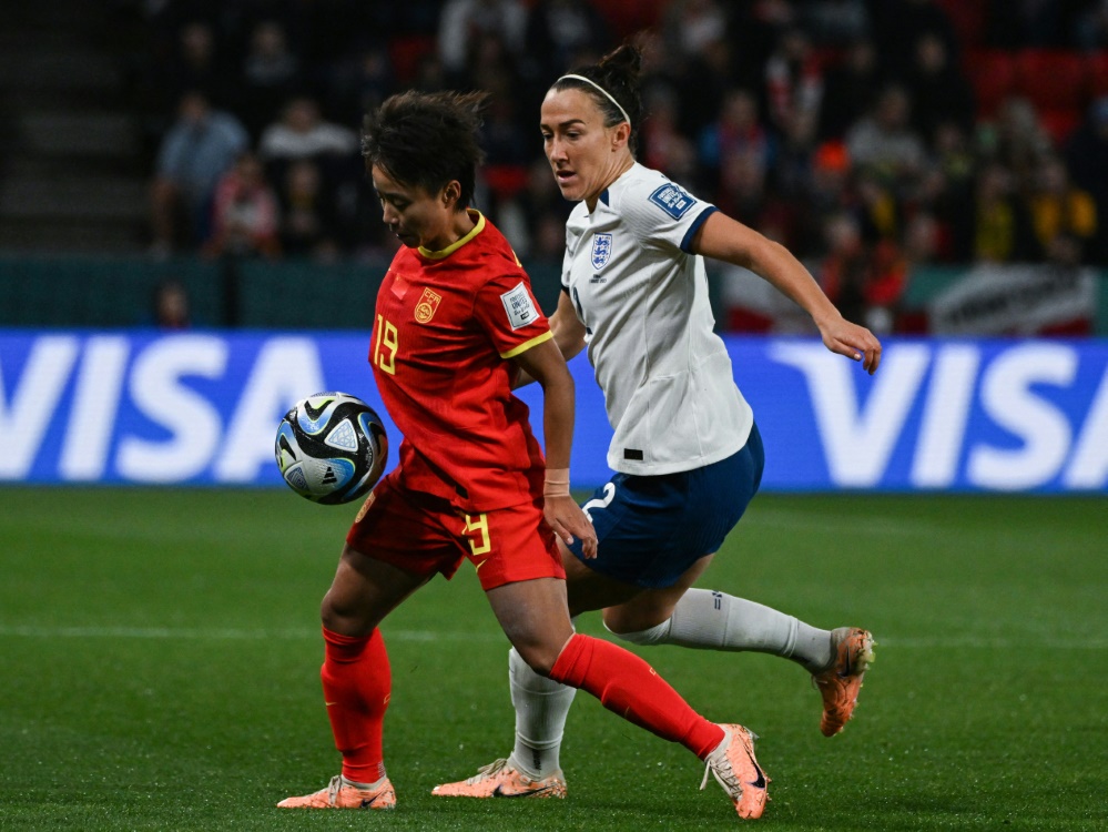 England schlägt China deutlich mit 6:1 (Foto: AFP/SID/BRENTON EDWARDS)