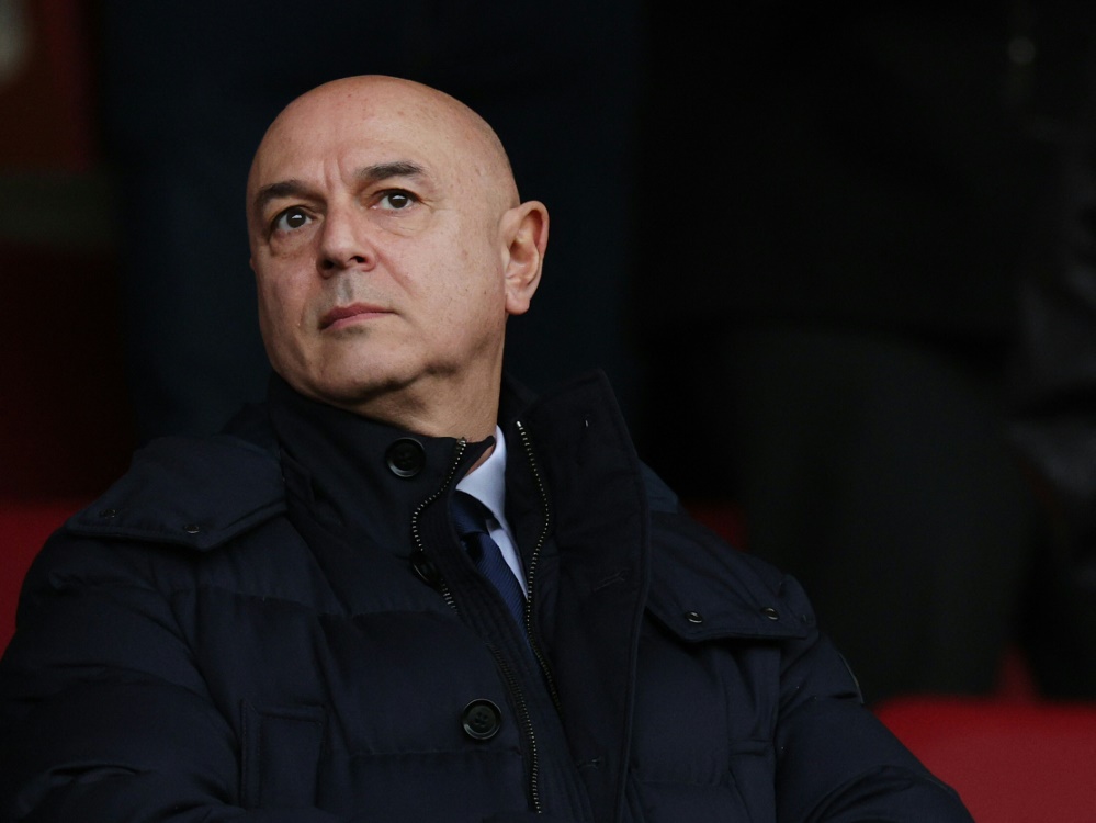 Tottenham-Präsident Levy bedauert Kane-Wechsel (Foto: AFP/SID/ADRIAN DENNIS)