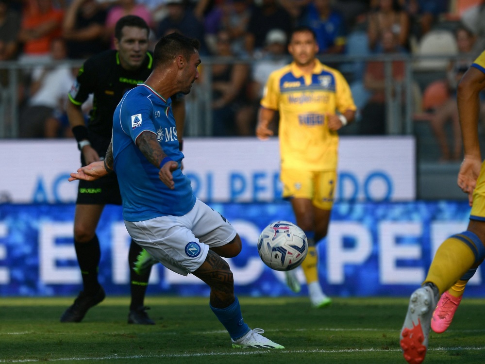 Napoli besiegt Frosinone Calcio mit 3:1 (Foto: AFP/SID/FILIPPO MONTEFORTE)