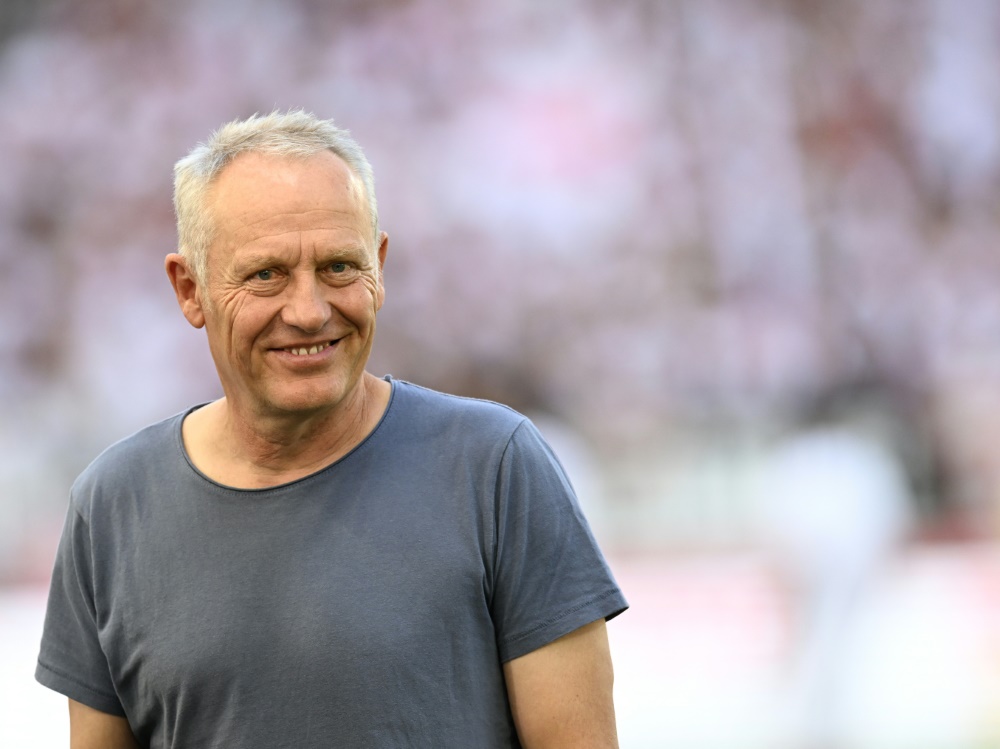 Nach Schmidt dienstältester Cheftrainer: Streich (Foto: AFP/SID/THOMAS KIENZLE)