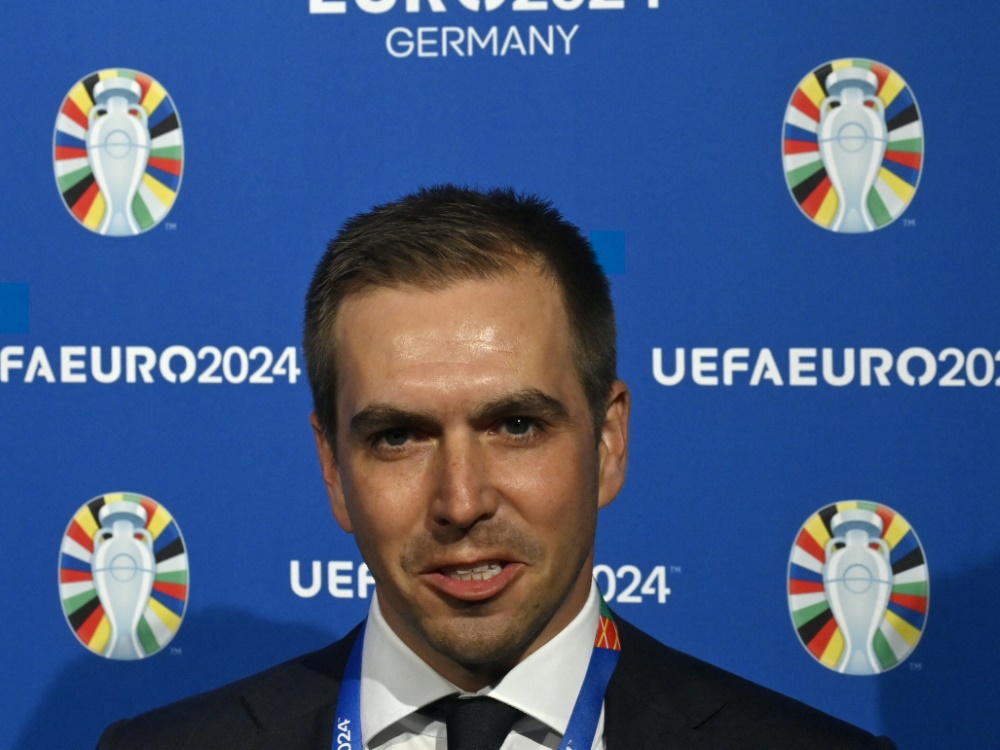 Ist überzeugt von der Nationalmannschaft: Philipp Lahm (Foto: AFP/SID/JOHN MACDOUGALL)