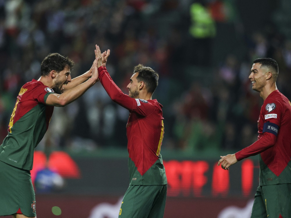 Portugiesen gewinnen alle Spiele der Qualifikation (Foto: AFP/SID/PATRICIA DE MELO MOREIRA)