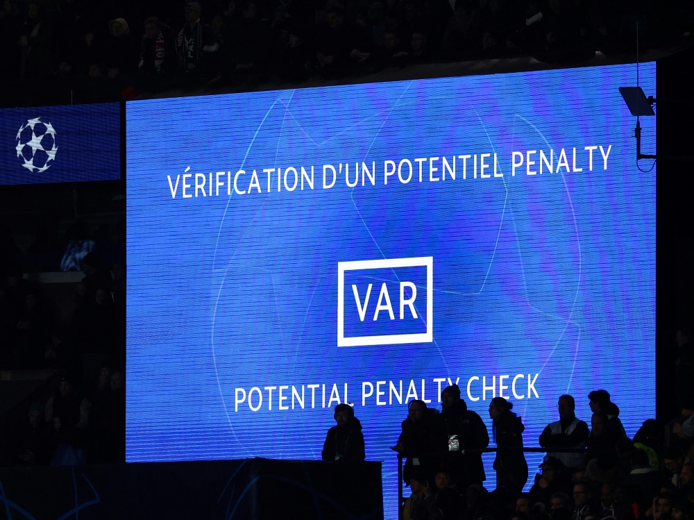 VAR-Entscheidung sorgte in Paris für Diskussionen (Foto: AFP/SID/FRANCK FIFE)