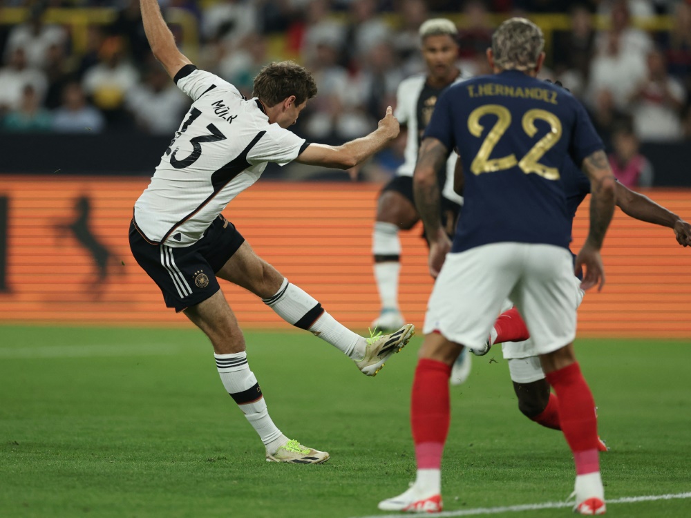 Thomas Müller trifft gegen Frankreich (Foto: AFP/SID/FRANCK FIFE)