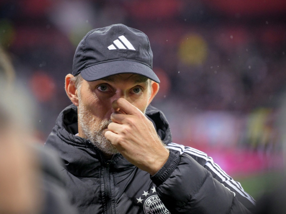 Bayern-Trainer Thomas Tuchel steht in der Kritik (Foto: AFP/SID/SASCHA SCHUERMANN)