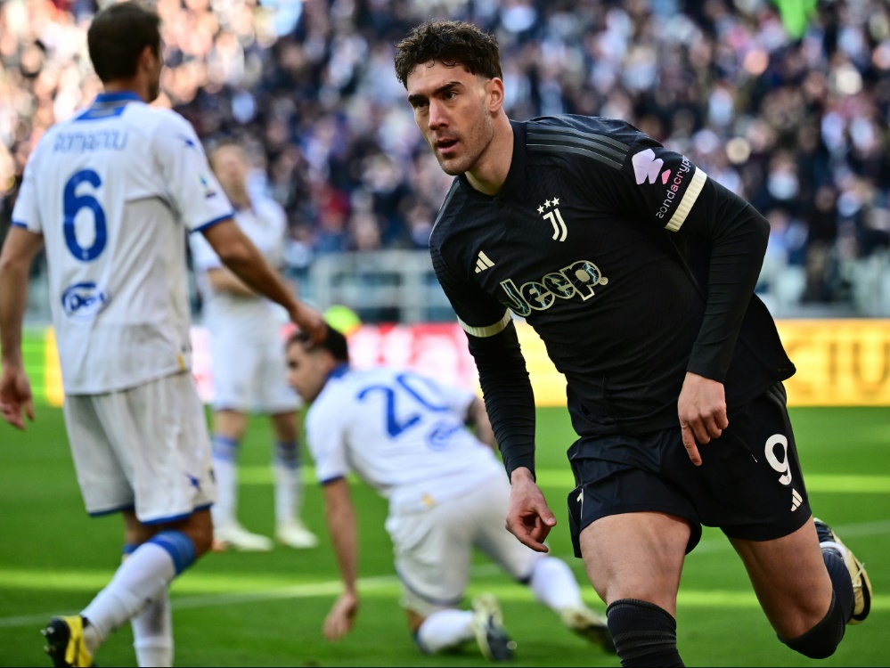 Trifft doppelt für Juventus: Dusan Vlahovic (Foto: AFP/SID/MARCO BERTORELLO)