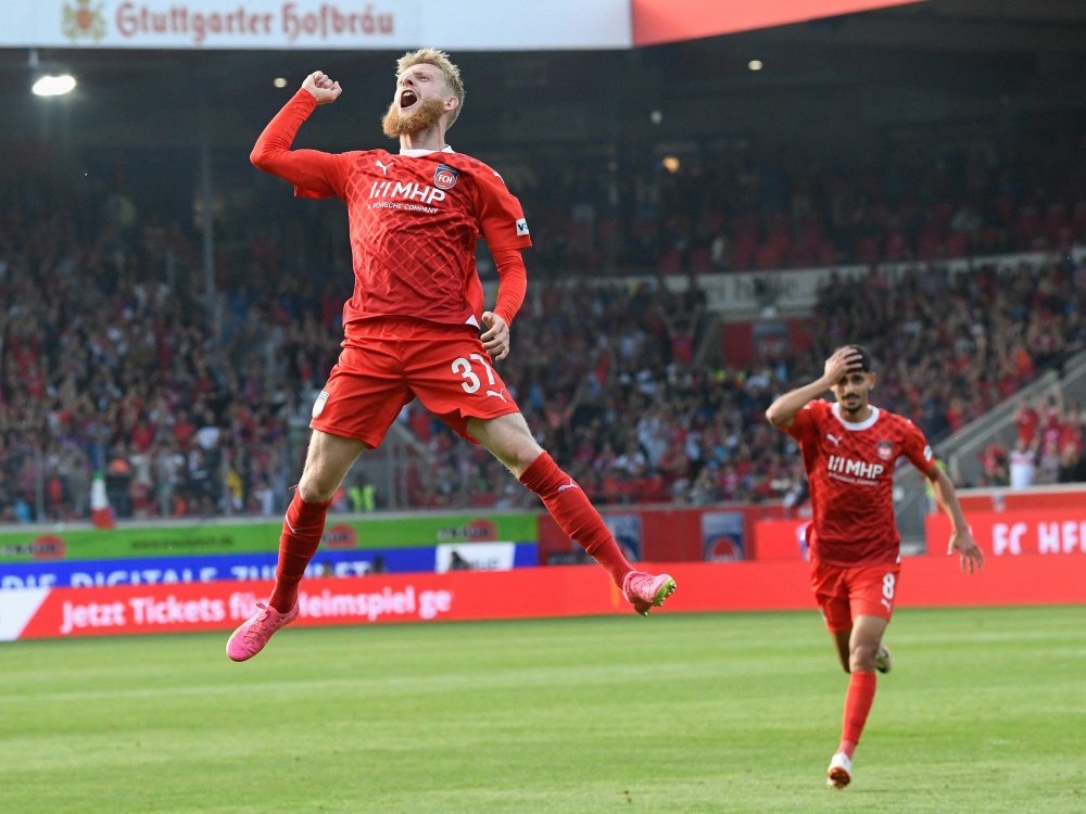 Mit guten Leistungen bei Heidenheim für die Nationalmannschaft empfohlen: Jan-Niklas Beste (Foto: AFP/SID/THOMAS KIENZLE)