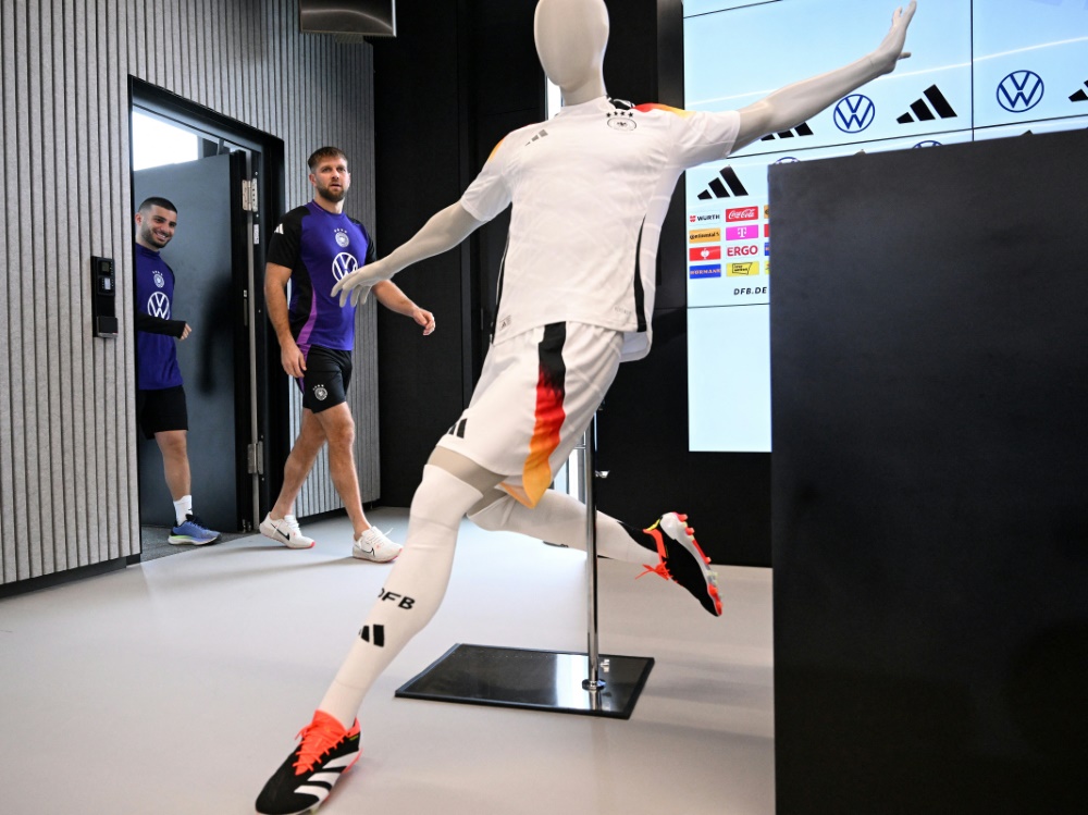 Der DFB wechselt von adidas zu Nike (Foto: AFP/SID/KIRILL KUDRYAVTSEV)