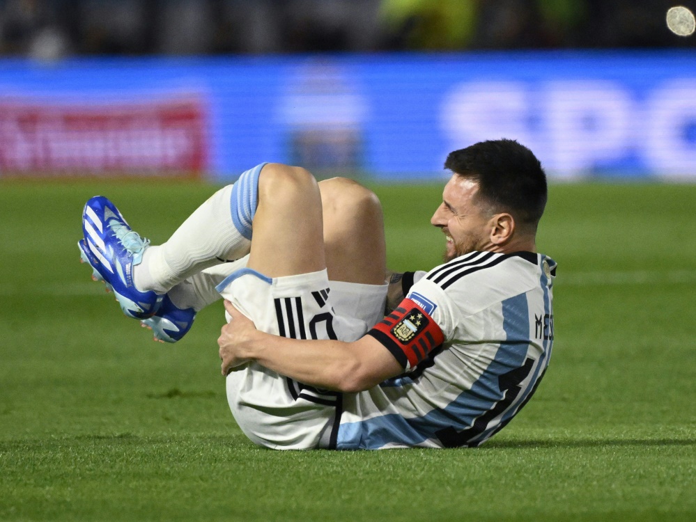 Lionel Messi wird Argentinien fehlen (Foto: AFP/SID/LUIS ROBAYO)