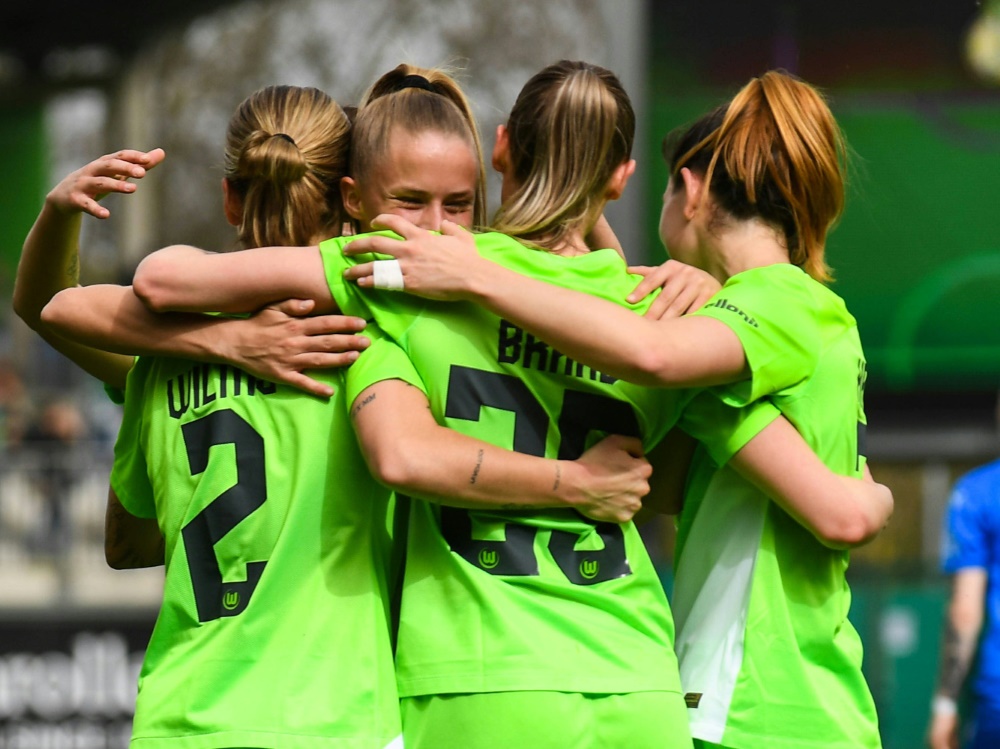 Wolfsburg feiert sein Dauerabo für das Pokalfinale (Foto: IMAGO/Lobeca/IMAGO/Lobeca/SID)