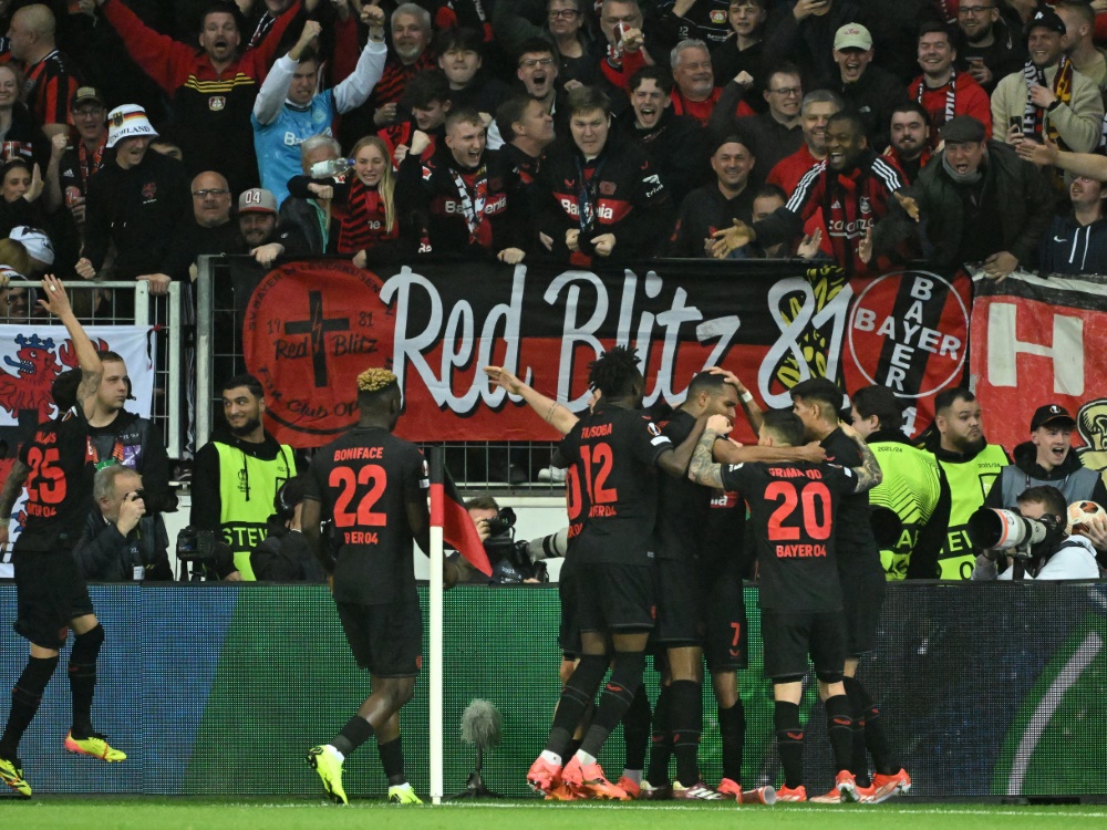 Bayers Siege lassen die Bundesliga träumen (Foto: AFP/SID/INA FASSBENDER)