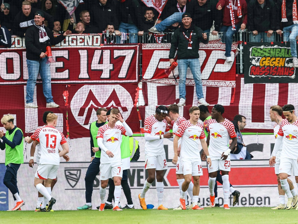 Stark in Form: Die Spieler von RB Leipzig (Foto: IMAGO/IMAGO/SID/IMAGO/Eibner-Pressefoto/Roger Buerke)