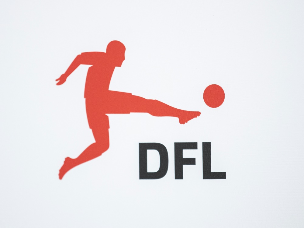 DFL-Lizenzierung: Klubs müssen nachbessern (Foto: FIRO/FIRO/SID)
