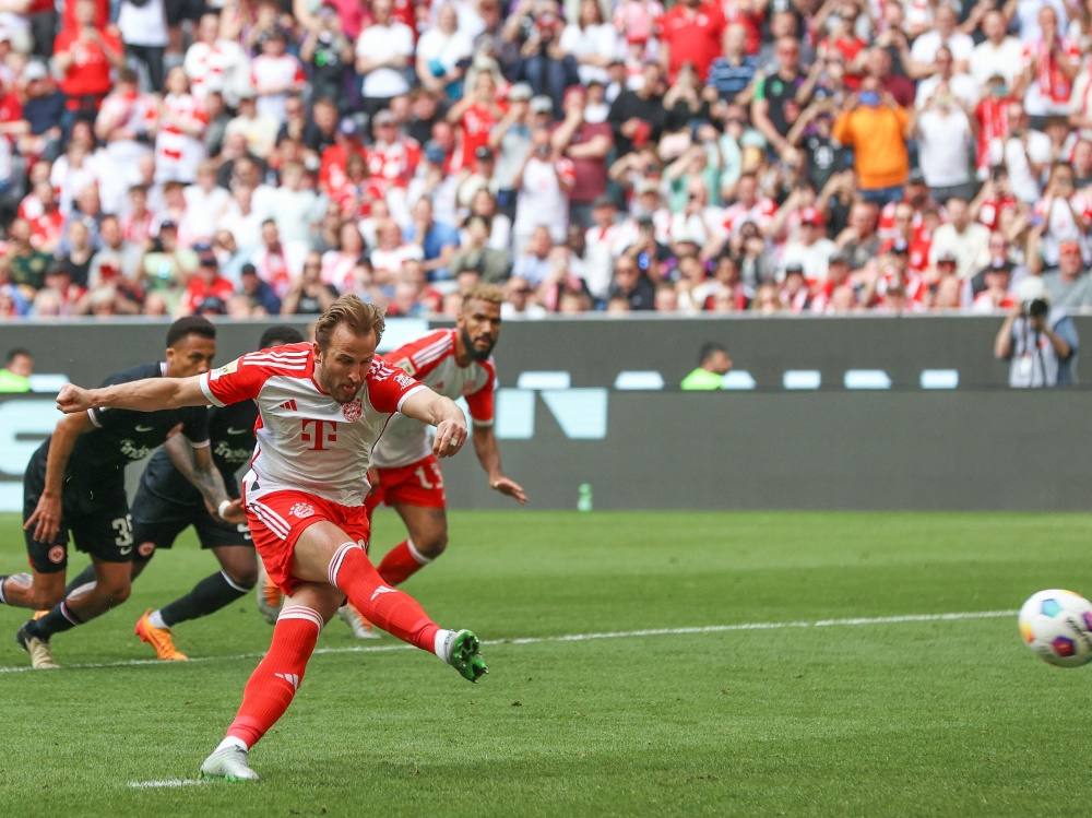 Kane trifft per Elfmeter gegen Frankfurt (Foto: AFP/SID/ALEXANDRA BEIER)